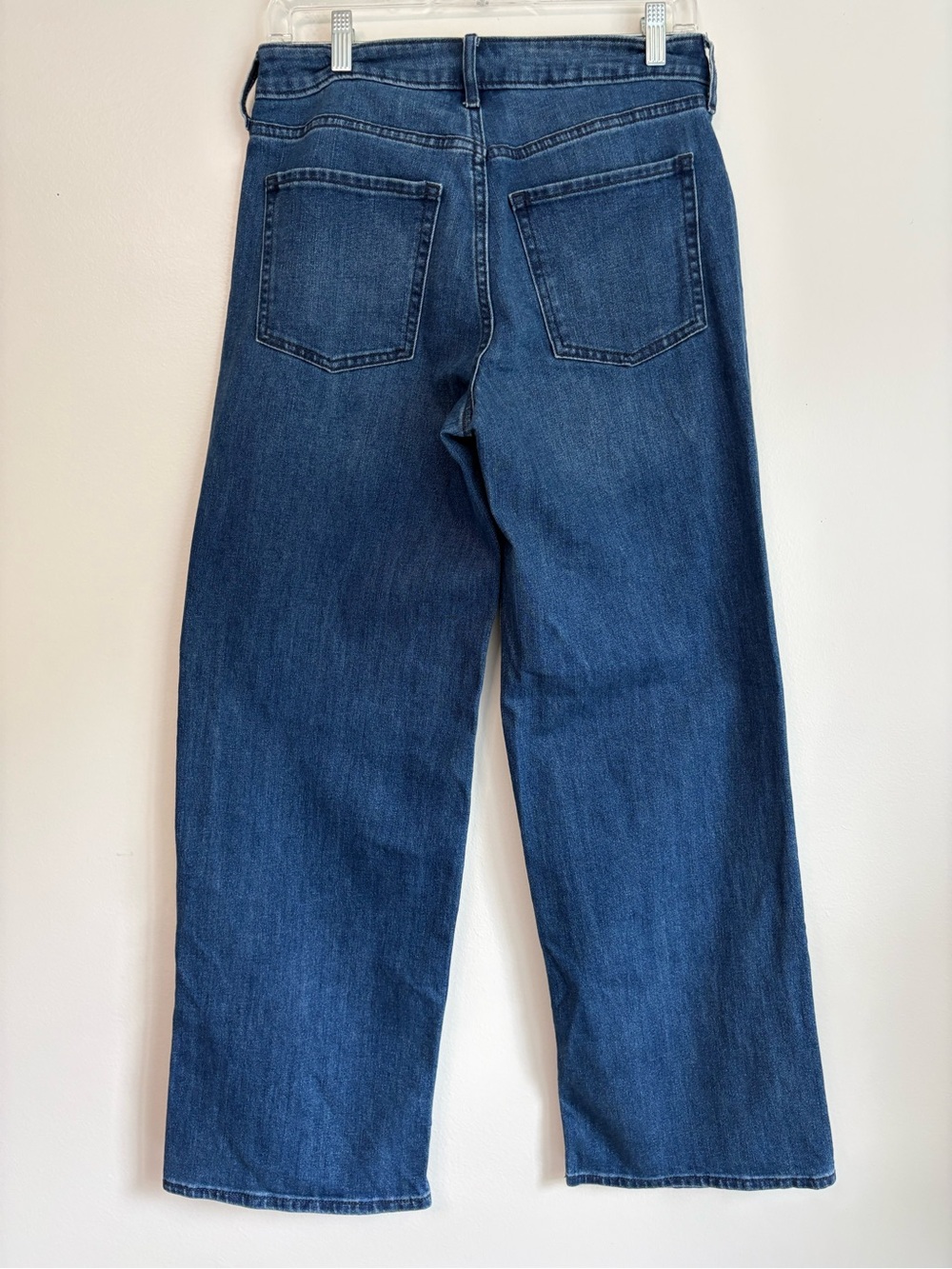 Old Navy High Rise Wow Wide-Leg New Moon Blue Medium Wash Jeans Sz 8 Comfy - Picture 3 of 8